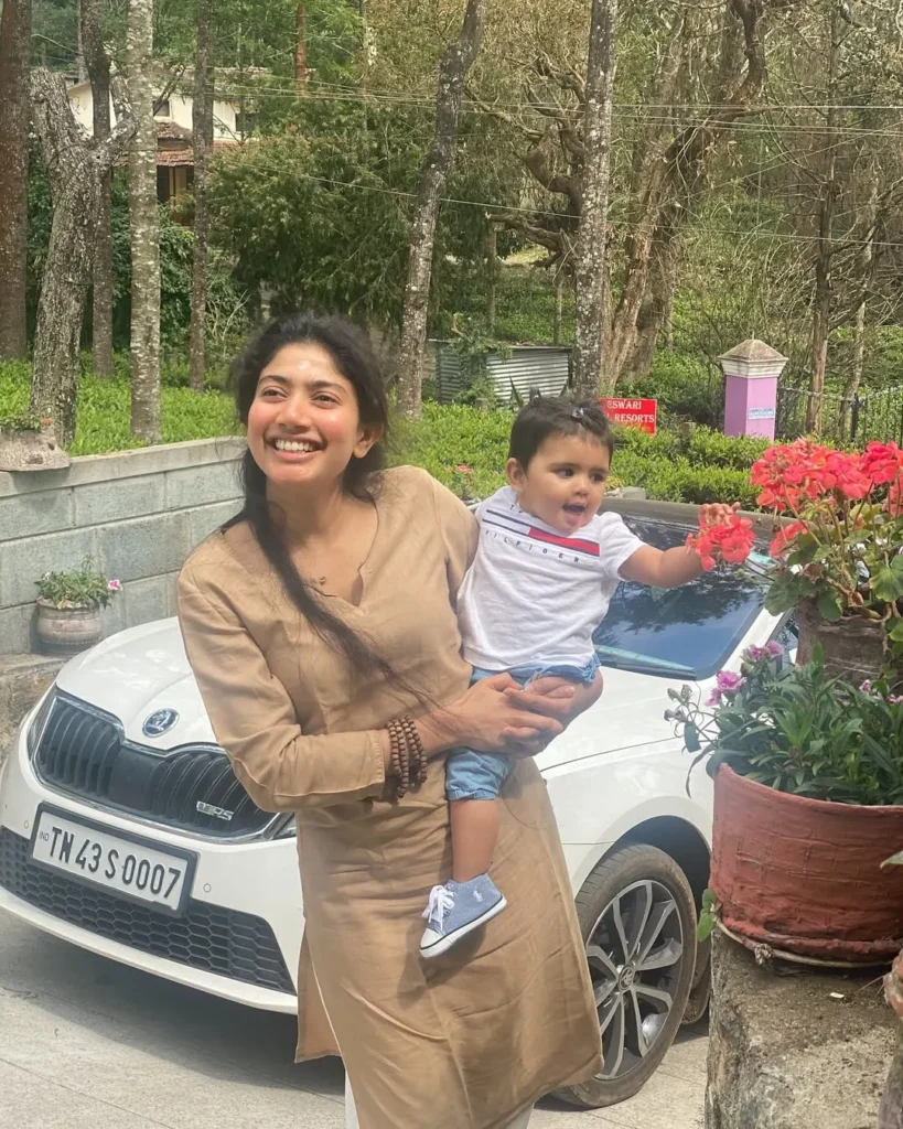 actress-sai-pallavi-tollywood-to-bollywood-journey